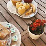 Couette-café Le Camelie