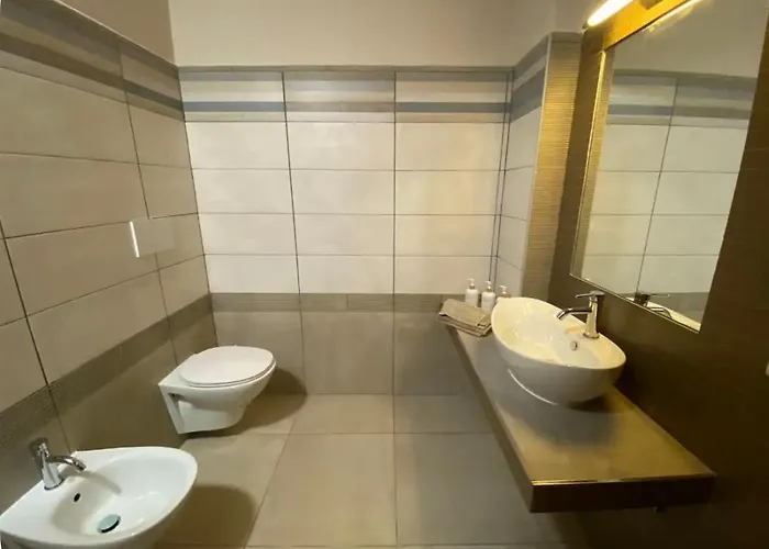 Le Camelie 3* Νετούνο