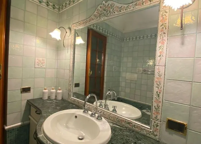 Le Camelie 3* Νετούνο